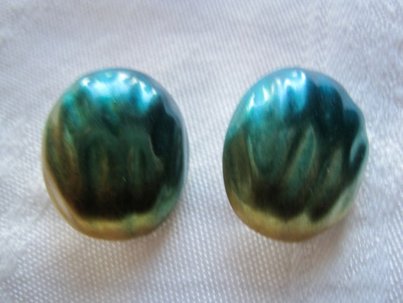 Vintage Teal Green & Chartreuse Clip Earrings - image 1