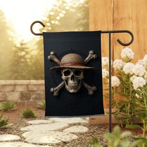 Manga piratskalle trädgårdsflagga, stråhattemblem trädgårdsbanderoll, japansk popkultur utomhusskylt, unik animeälskares inflyttningspresent