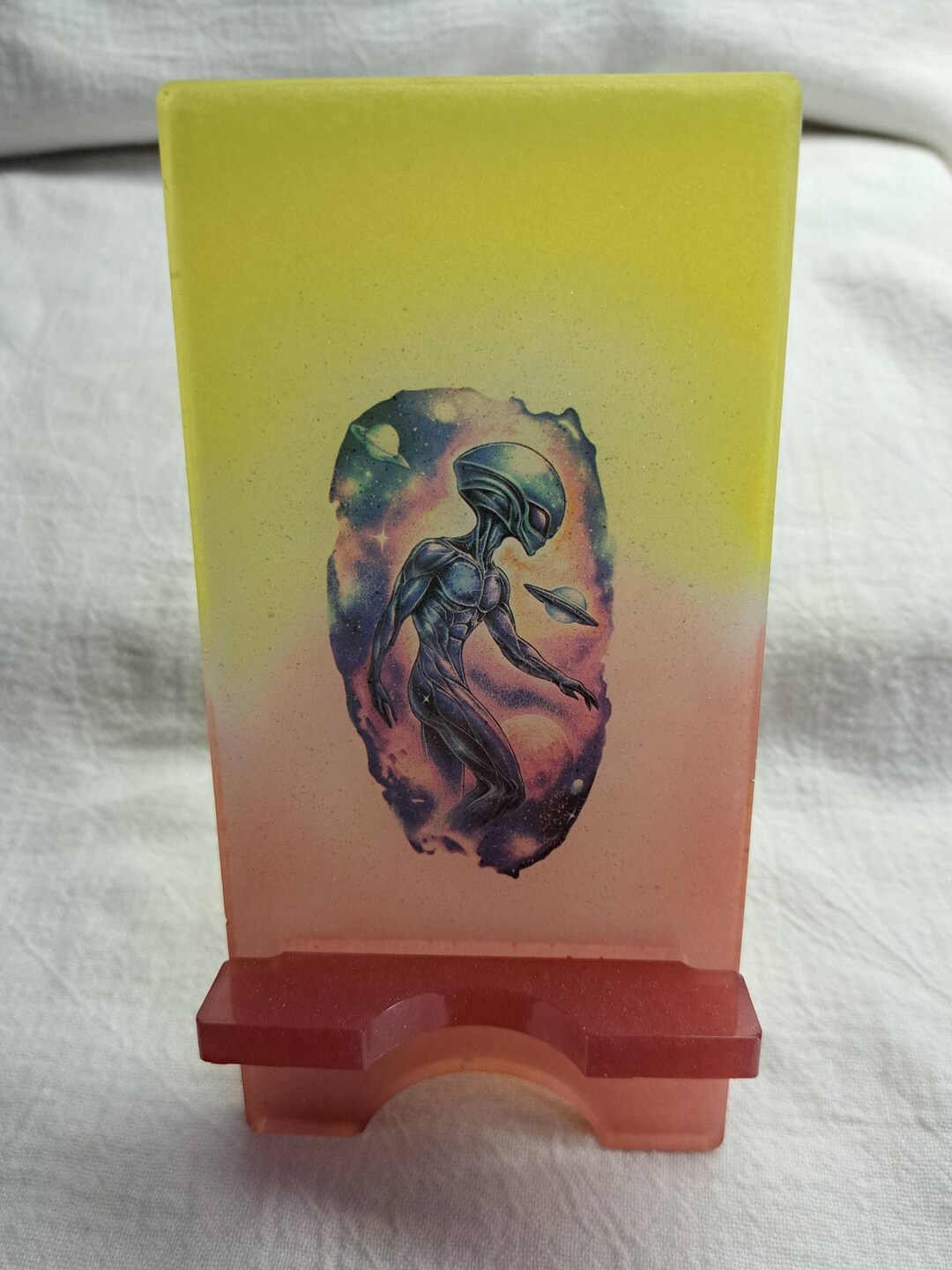 ALIEN PHONE STAND Resin Cellphone Charging Station - Etsy