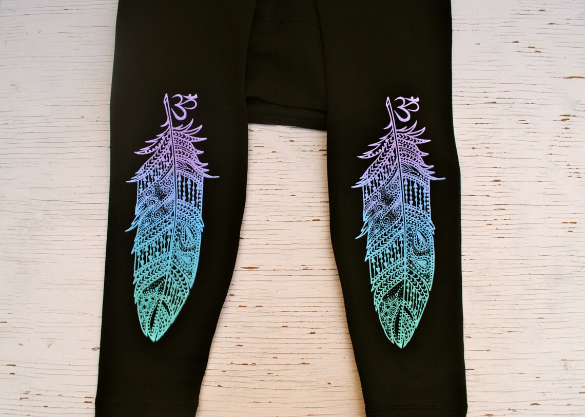 OM FEATHER Leggings Etsy