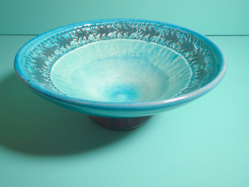 Vintage 1970s Art Pottery Blue Glaze Betty Ray Round Bowl Dish