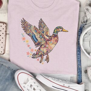 Aesthetic Duck Shirt - Artistic Duck Lover Tee - Vibrant Nature Animal Shirt - Unique Gift for Her Light Pink
