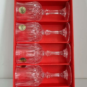 Vintage Cristal dArques Crystal Wine Glasses Set of 6 Longchamp Pattern