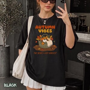 Autumn Vibes Pumpkin Shirt, Retro Harvest Season Tee, Cozy Fall Aesthetic Sweatshirt, Vintage Thanksgiving Basket Graphic, Nature Lover Gift