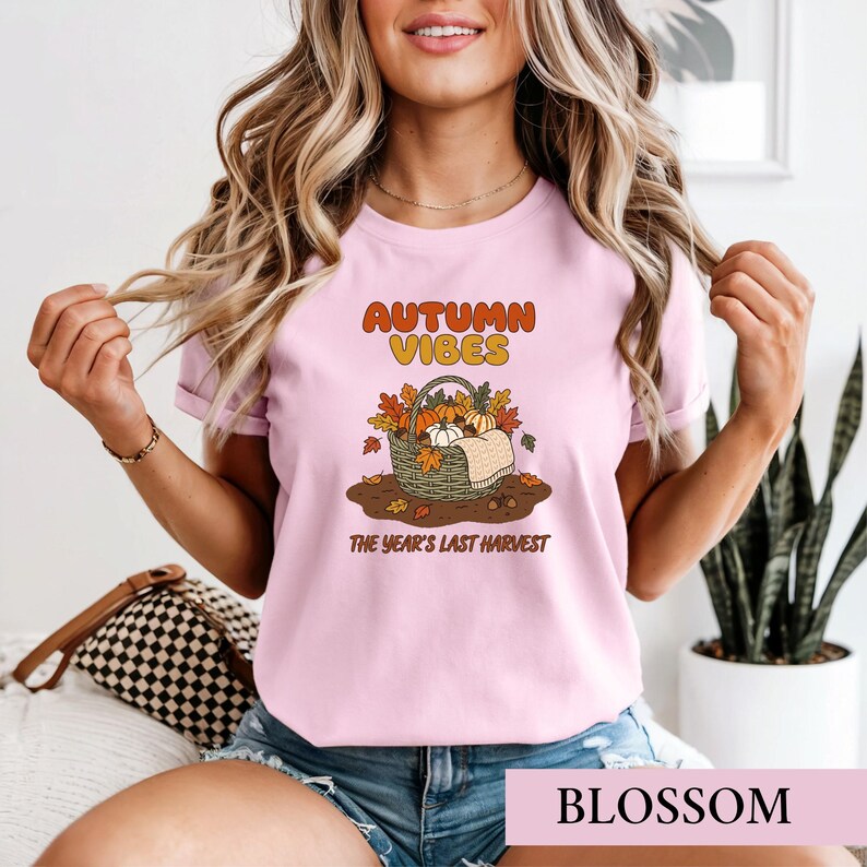 Autumn Vibes Pumpkin Shirt, Retro Harvest Season Tee, Cozy Fall Aesthetic Sweatshirt, Vintage Thanksgiving Basket Graphic, Nature Lover Gift