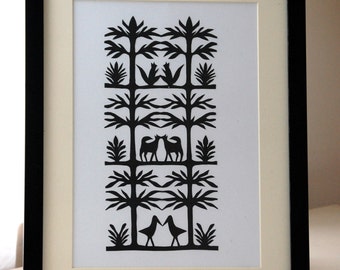 Collage originale di arte popolare polacca Wycinanki La foresta