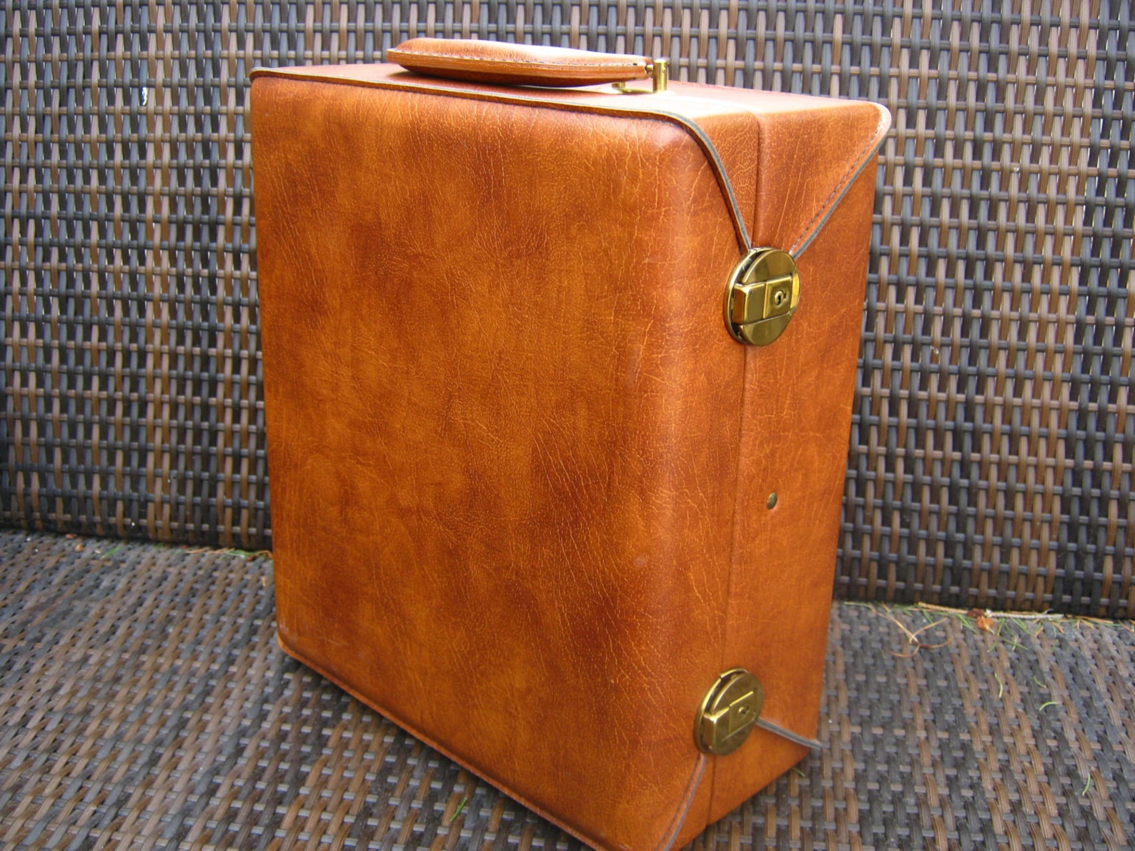 Retro Travel Bar Kit Faux Brown Leather Portable Bar Etsy
