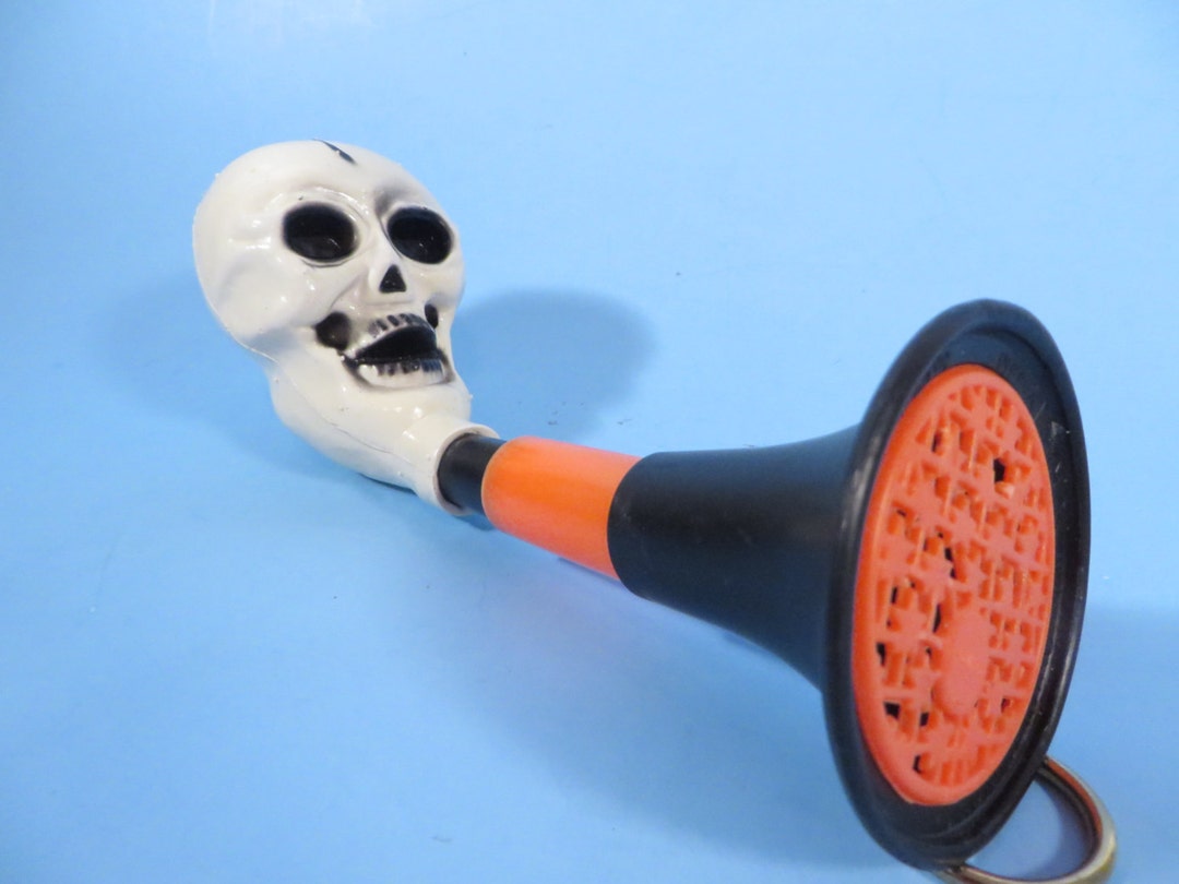 Vintage Halloween Skull Noise Maker Fun World Skull Noise Etsy