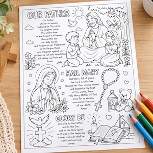 Op de afbeelding: Een zwart-wit kleurplaat met de gebeden Onze Vader, Weesgegroet en Eer aan de Vader. De illustraties tonen Jezus met kinderen, Maria, een rozenkrans, een duif, een kaars, een open Bijbel, een teddybeer en bloemen op een witte achtergrond.
