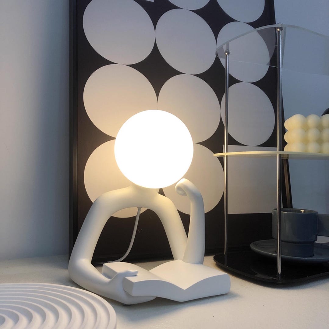 Table Light Man Modern Resin Thinking Man Table Lamp, Nordic Desk Light - Etsy