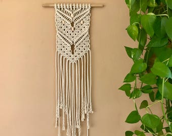 Macrame PATTERN - Written PDF Digital File - Instant Download - Beginner Wall Hanging Tutorial - DIY Boho Fiber Art - Name: Small Beaded