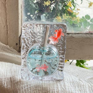 Diffuseur de parfum Poisson Rouge, Parfum Orange Douce, Décoration Intérieure Bocal à Poissons en Verre Glacé, Diffuseur d'Huile Parfumée Orange Mignon, Cadeau d'Été Original pour Bureau