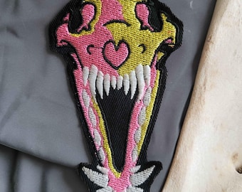 Wolf Skull Embroidered Patch - Multiple Backing Options - Glow in the dark