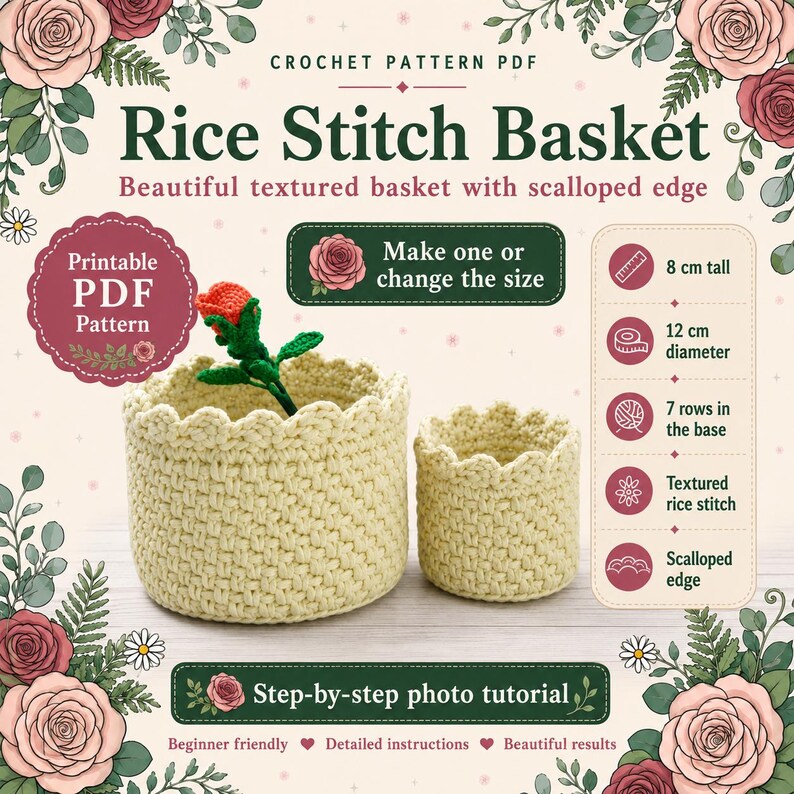 Op de afbeelding: Een haakpatroon PDF voor een rijststeekmand met twee cr&egrave;mekleurige manden met geschulpte randen. De grotere mand bevat een kleine gehaakte rode roos. De tekst vermeldt afmetingen van 8 cm hoog en 12 cm in diameter.