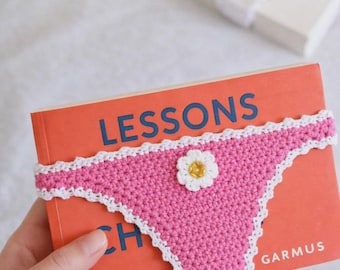 Crochet Bookmark Pattern PDF | Easy Beginner Book Thong | Instant Download | Handmade Gift for Book Lovers /US English
