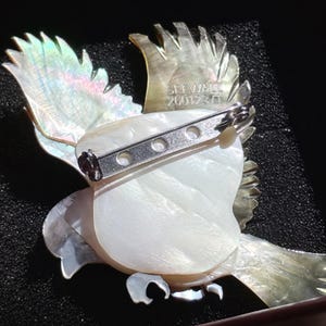Gift for Mom, Hand-Carved Shell Brooch, Red-Crowned Crane Accessory, Artisan-Made Accessory, Unique Gift for Mothers Day image 20