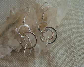 Sterling silver interlocking rings earrings