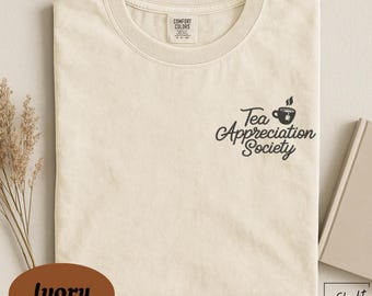 Sociedad de Apreciación del Té (Estampado en Bolsillo) Camiseta con bolsillo para amantes del té, Camiseta de la Sociedad de Apreciación del Té, Camiseta gráfica minimalista de té,