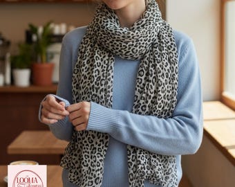 Retro Cotton Linen Scarf | Women’s Pleated Long Shawl Versatile Autumn Winter Wrap