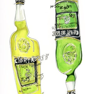 Może przedstawiać: Dwie ręcznie rysowane ilustracje butelek Chartreuse. Butelki są zielone i ż&oacute;łte z czarnymi etykietami. Etykiety zawierają tekst "Chartreuse" i "Liqueur Fabricee". Butelki mają pojemność 750 ml i zawartość alkoholu 40%.