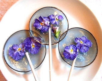 EDIBLE PARTY FAVORS 24 Flower Lollipops blueberry Ice Viola Edible Giant Lollipops Candied Fresh Flowers Wedding Favors 25 Flower Lollipops