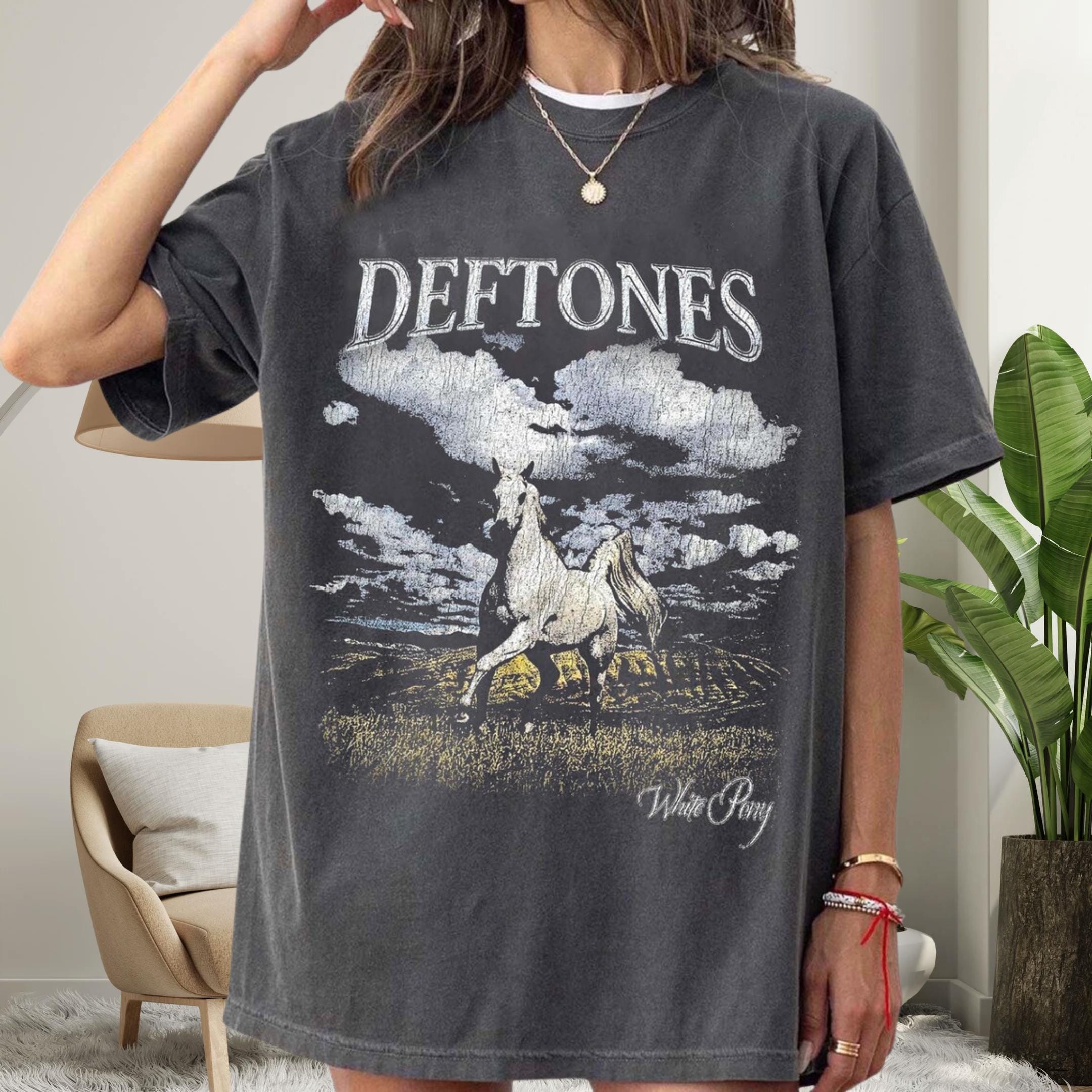 Deftones tshirt - Etsy 日本