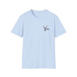 Camiseta con calavera de ciervo / Camiseta minimalista con logo de cabeza de ciervo en el pecho
