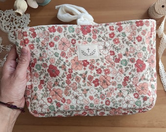Bible Cover Sewing Pattern | Quilted Bible Sleeve Sewing Pattern | Fabric Bible Case with Bow