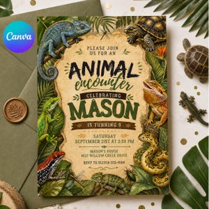 Könnte beinhalten: Eine Einladung für eine "Animal Encounter"-Party mit Illustrationen verschiedener Reptilien und Amphibien. Die Einladung enthält den Text "Celebrating Mason is turning 9" und Veranstaltungsdetails. Das Design integriert ein natürliches, dschungelartiges Thema mit Grün- und Brauntönen.