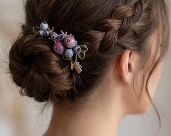 Accesorio para el cabello de novia "Algo azul" - Horquilla de boda vintage de cerámica con diseño de arándanos