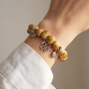Boho armband van keramische kralen | Aardse cottagecore sieraden | Elastische stapelarmband