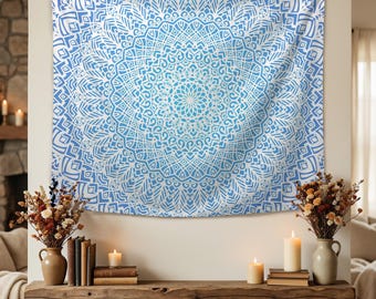 Filigraner Lochmuster Wandteppich,ätherische ästhetische Wanddekoration,eisige hellblaue Kulisse,Vintage ethnischer Wandteppich,Boho Wandteppich,Wohnzimmer Dekor