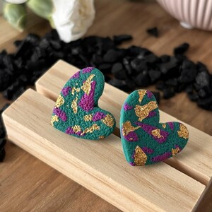 Emerald Purple Heart Stud Earrings, Romantic Color Block Polymer Clay, Maximalist Style, Hypoallergenic, Valentine Gift for Her