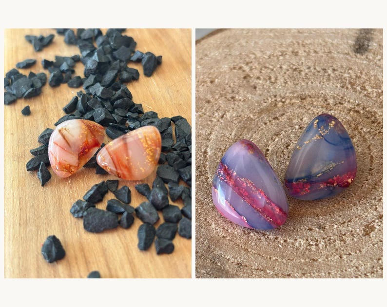 Earrings in all available colors