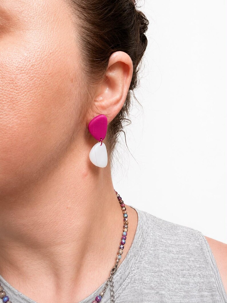 Fuchsia Frosted Abstract Dangle Earrings, Organic Drop Polymer Clay, Dopamine Style, Hypoallergenic, Bold Birthday Gift for Her image 2