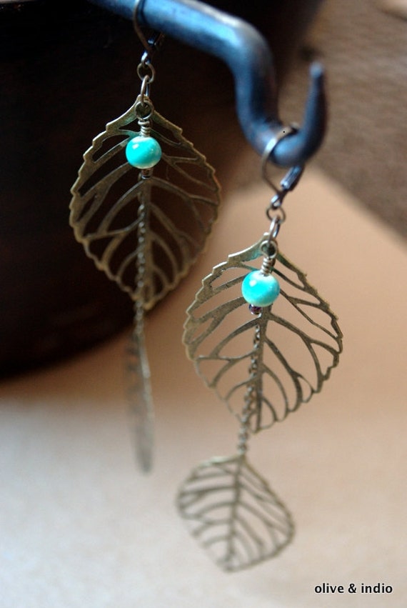 Items similar to Lightweight Dangling Leaf Earrings on Etsy