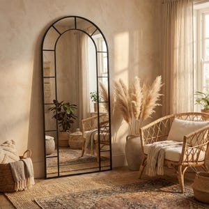 Miroir au sol rond et voûté : pièce décorative tendance pour la maison, quadrillée à carreaux de fenêtre
