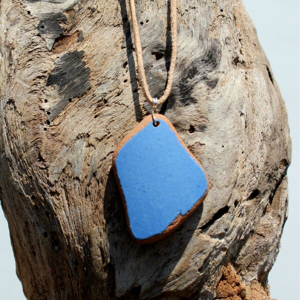 Catalina unieke Sky Blue Beach aardewerk tegel draad gewikkeld in 925 Sterling zilver op India lederen ketting