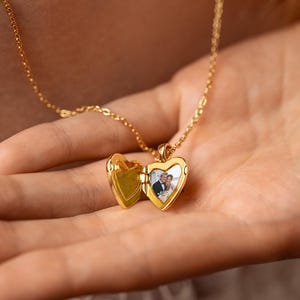 Herzförmige Medaillon-Halskette mit Geburtsstein, Medaillon mit Hochzeitsfoto, Erinnerungskette, personalisierte Halskette für Sie, Geburtstagsgeschenk, Abschlussgeschenk