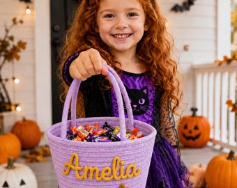 Seau à bonbons d'Halloween personnalisé avec nom brodé, panier à bonbons personnalisé pour la chasse aux bonbons, seau à bonbons pour tout-petits avec motif citrouille