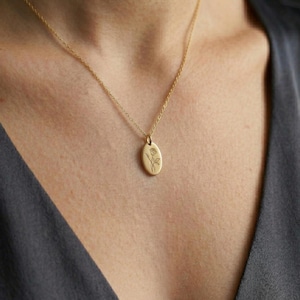 Oval Birth Flower Necklace, 925 Sterling Silver 14K Gold Vermeil Engraving