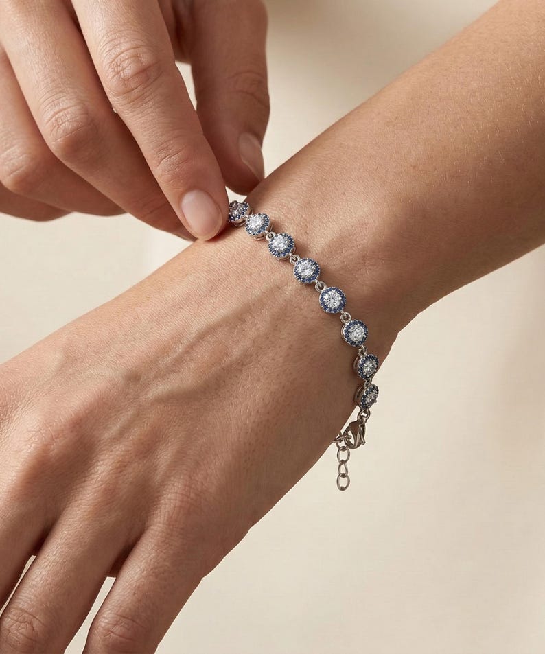 Pulsera de circonita azul con ojo turco, protección de plata de ley, delicada joya con dije de tenis imagen 1