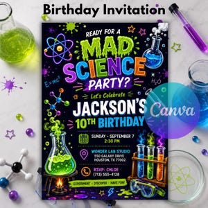 Op de afbeelding: Een zwarte verjaardagsuitnodiging met neon-graphics in een wetenschappelijk thema, waaronder bekers, reageerbuizen en een atoom. De tekst luidt Ready for a Mad Science Party, Jackson's 10th Birthday, Sunday September 7, 2:30 PM, Wonder Lab Studio.
