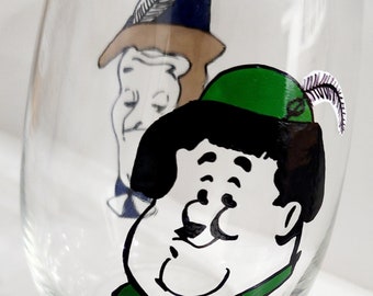 March of the wooden soldiers , Babes in Toyland, Laurel and Hardy hand painted wine glass, Christmas movie, holiday movie