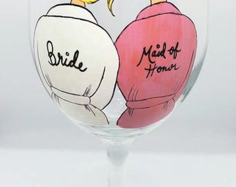 Custom wine glass bride,bridesmaid, bridal party gift, bridal shower personalized, sister, unique gift,maid of honor