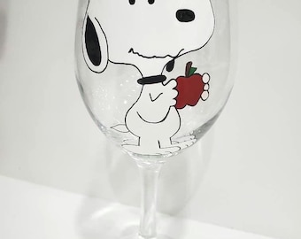 decorative snoopy peanuts woodstock inspired hand painted wine glass End of the year teacher gift apple