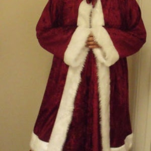 Crushed Velvet Adult Mrs Christmas/Victorian/Santa/Xmas Robe image 5