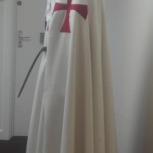 Knights Templar White cotton drill surcoat and lined cloak