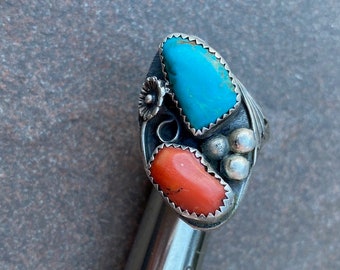 1970s Southwest Turquoise and Coral Sterling Silver Ring