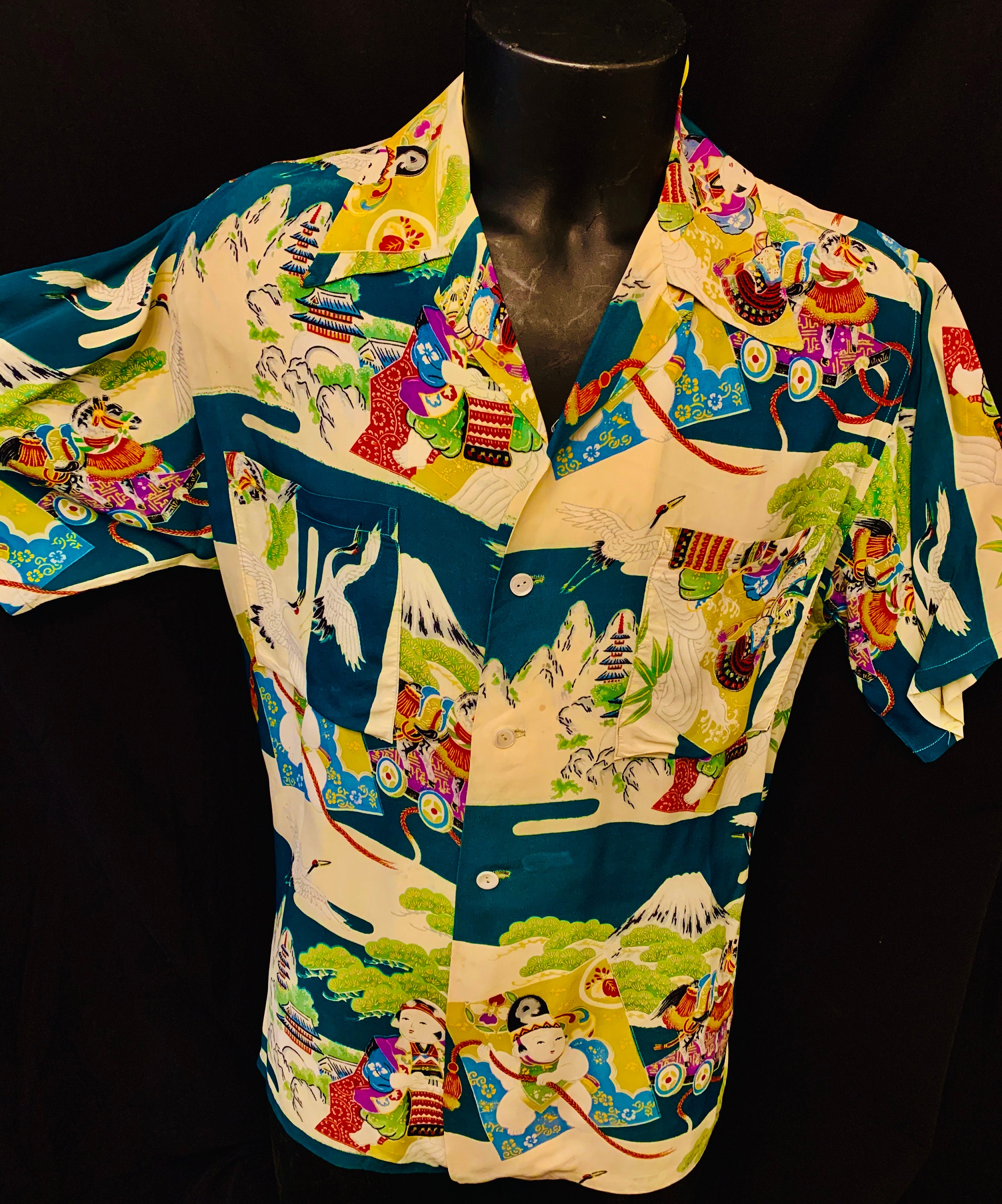 Image of 1940's Men's Custom Made Silk Crepe Oriental Print Resort Shirt